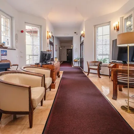 Tilia Oda ve Kahvaltı 3*