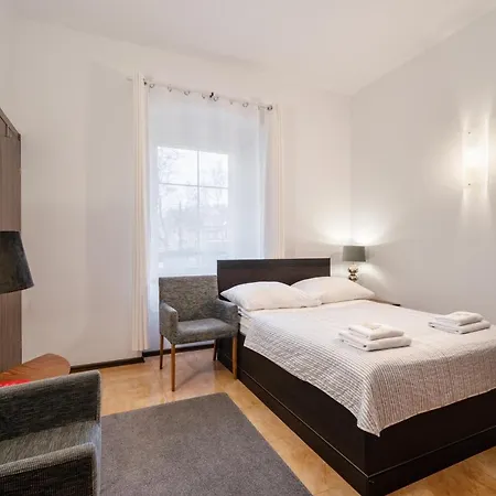 Nocleg ze śniadaniem Tilia 3*