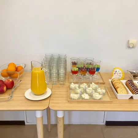 Tilia Nocleg ze śniadaniem 3*