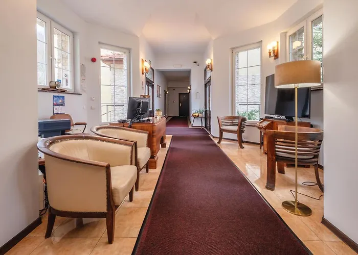 Tilia فندق مبيت وإفطار 3*