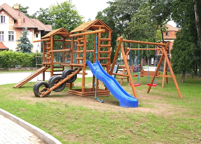 Tilia فندق مبيت وإفطار 3*